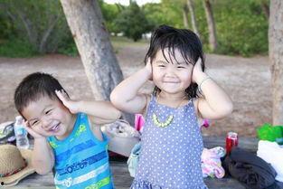 两娃图片,共享欢乐时光