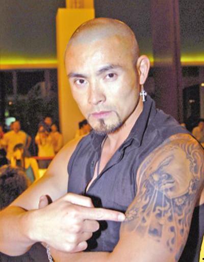 徐冲演员,光影之间，演绎人生百态