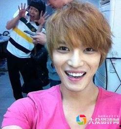 恶搞自拍背景,恶搞自拍背后的欢乐与创意无限